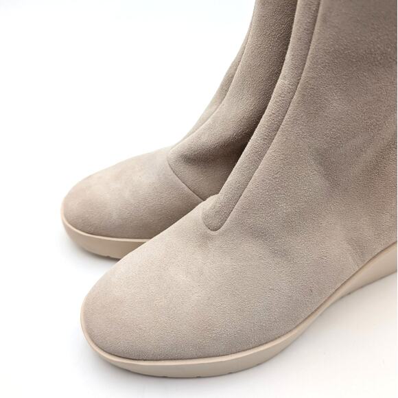 Vionic Skylar Ankle Wedge Boots Side Zip Women's Oatmeal Suede Size US5 EU35 - Picture 10 of 10